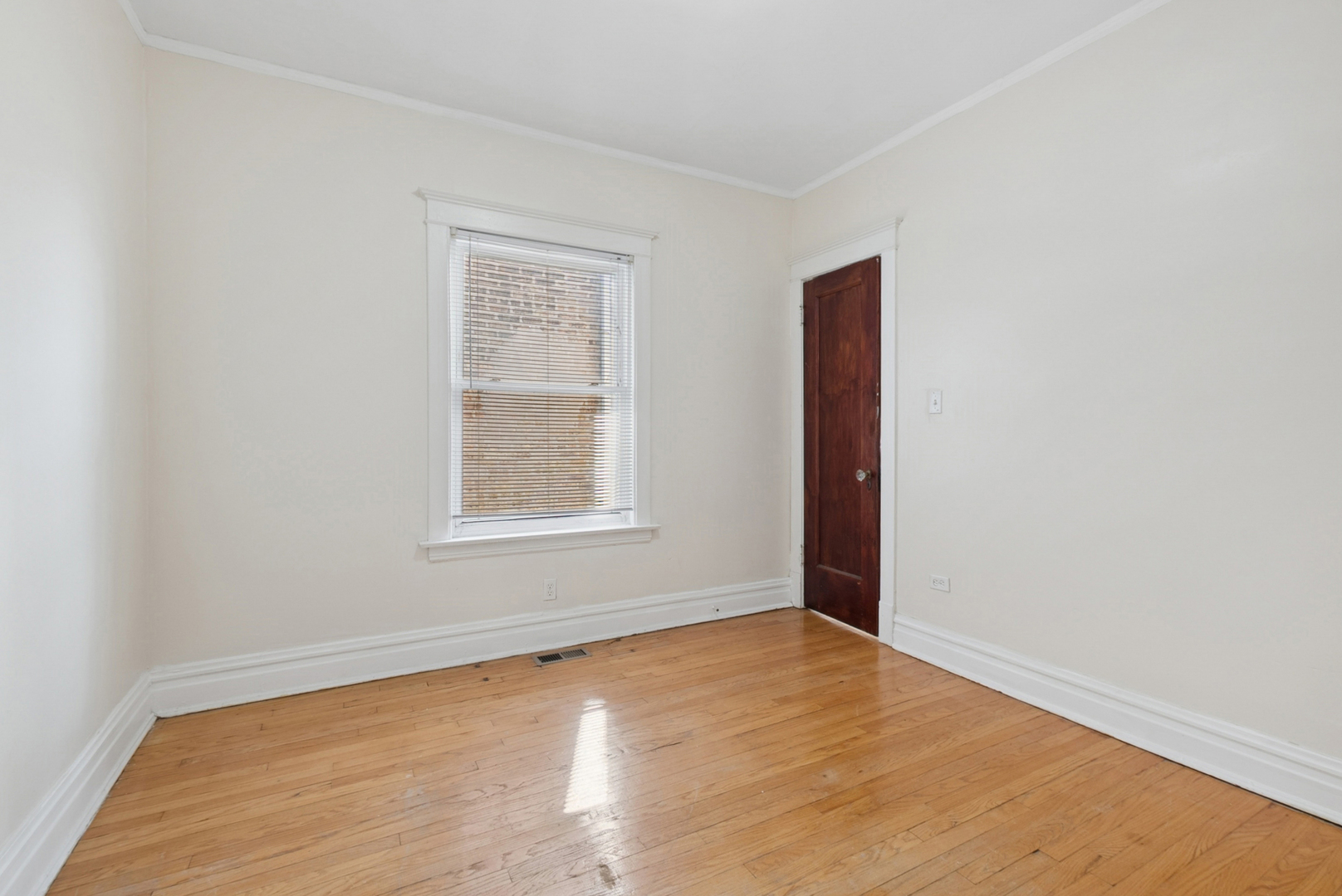 8040 South May Street Chicago IL 60620