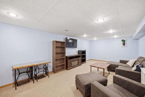 5708 Pierce Lane South Beloit IL 61080