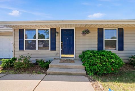 5708 Pierce Lane South Beloit IL 61080