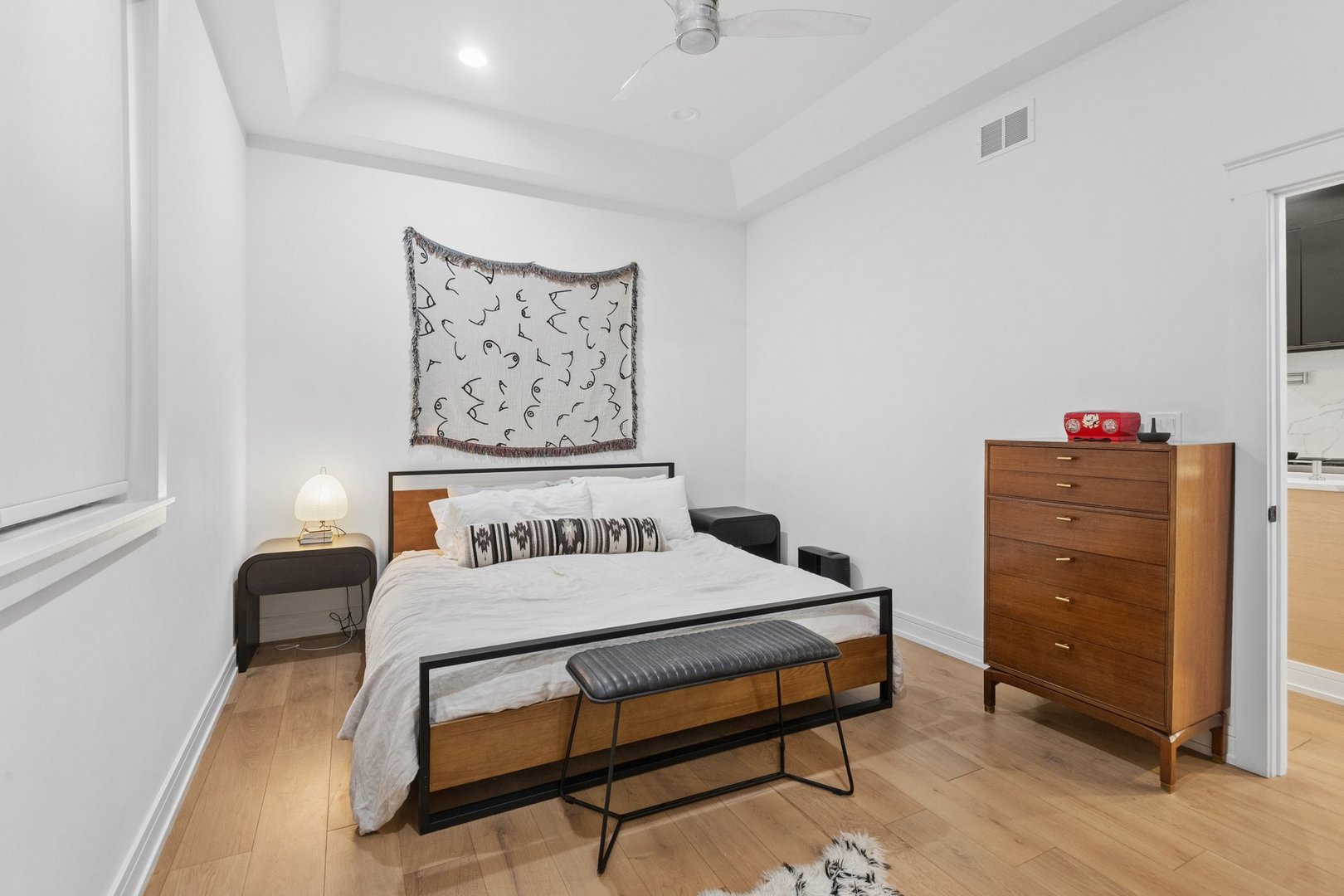2147 West Thomas Street Chicago IL 60622