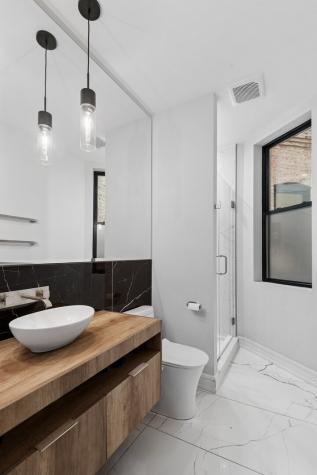 2147 West Thomas Street Chicago IL 60622