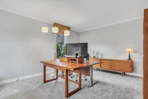 1525 Saratoga Court Libertyville IL 60048