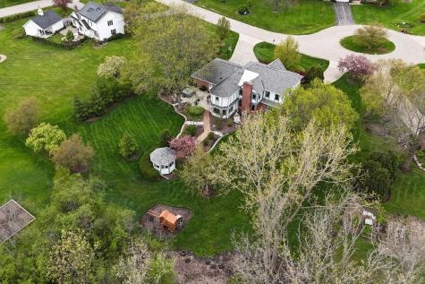 1525 Saratoga Court Libertyville IL 60048