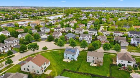 10664 Oregon Trail Huntley IL 60142