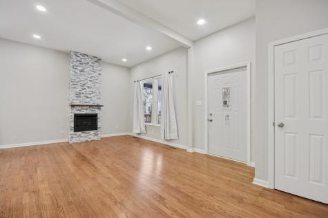 5718 West Superior Street Chicago IL 60644
