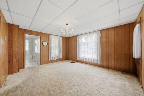 722 Highland Avenue Dixon IL 61021