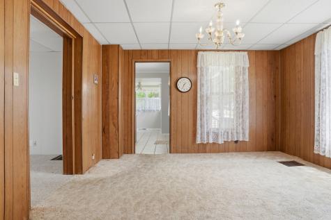722 Highland Avenue Dixon IL 61021
