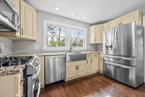 1541 Wilmot Road Deerfield IL 60015