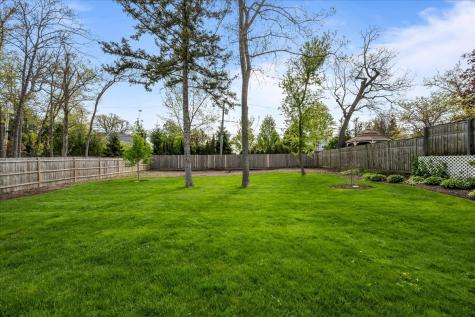 1541 Wilmot Road Deerfield IL 60015