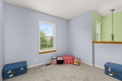 739 Bonaventure Drive Oswego IL 60543