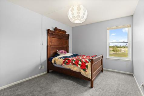 739 Bonaventure Drive Oswego IL 60543