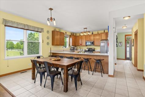 739 Bonaventure Drive Oswego IL 60543
