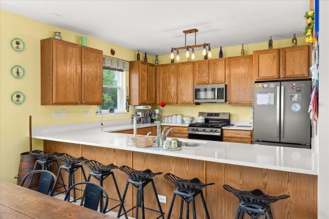 739 Bonaventure Drive Oswego IL 60543