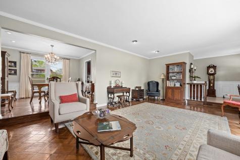 501 Hobby Avenue Frankfort IL 60423