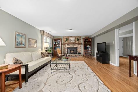 501 Hobby Avenue Frankfort IL 60423