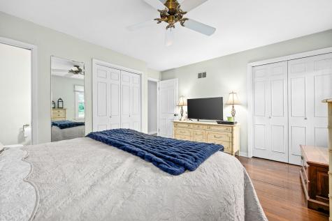 501 Hobby Avenue Frankfort IL 60423