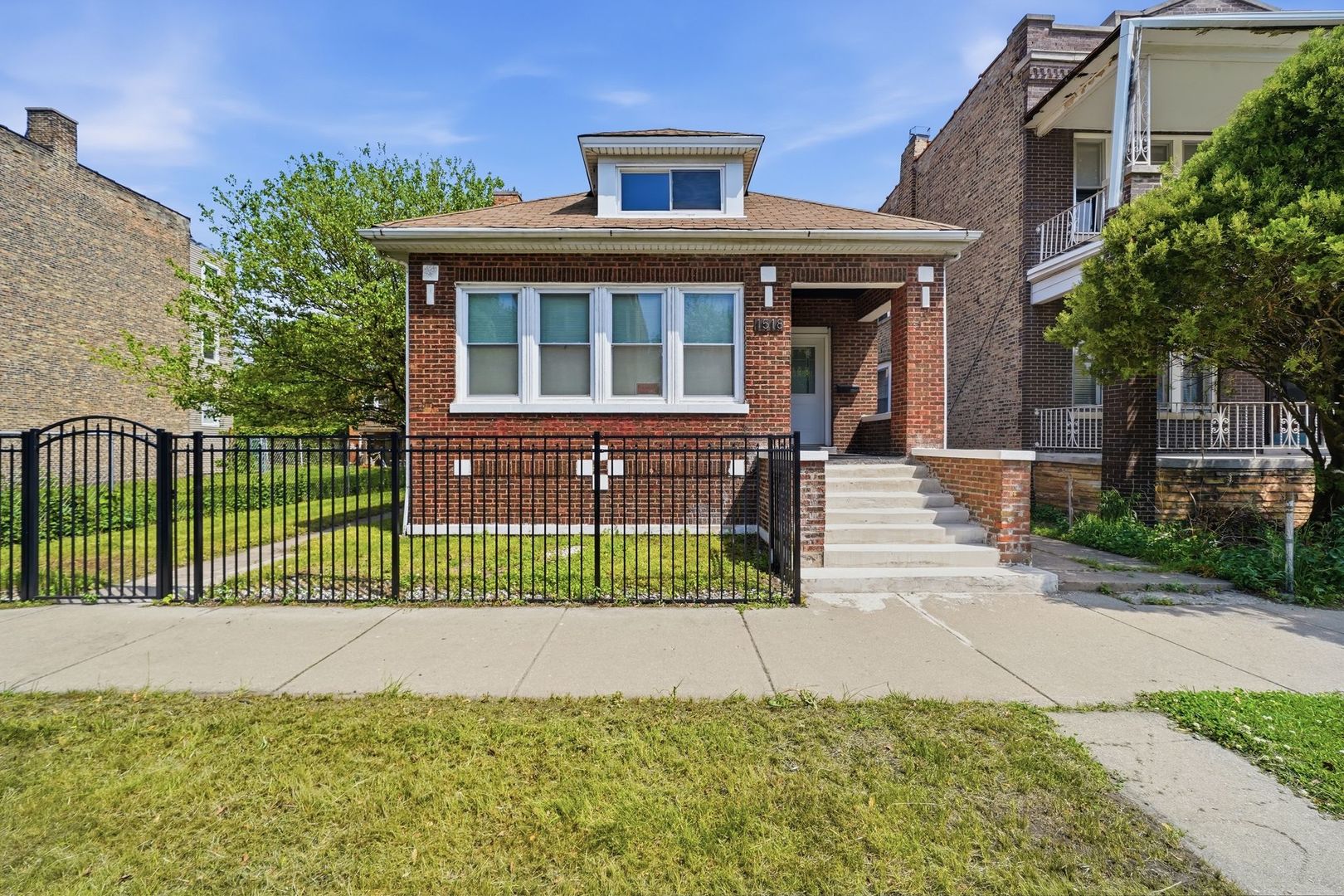 1518 East 73rd Place Chicago IL 60619
