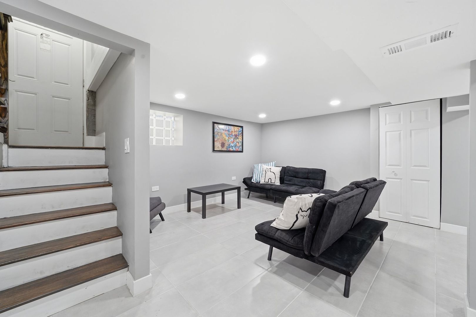 1518 East 73rd Place Chicago IL 60619