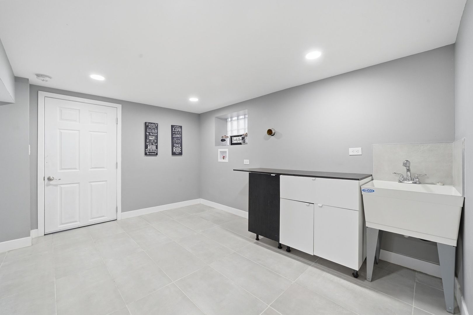1518 East 73rd Place Chicago IL 60619
