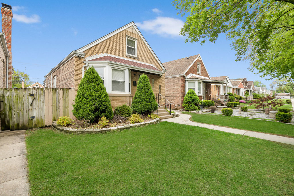5309 South Lawndale Avenue Chicago IL 60632