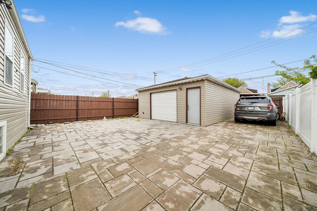 5309 South Lawndale Avenue Chicago IL 60632