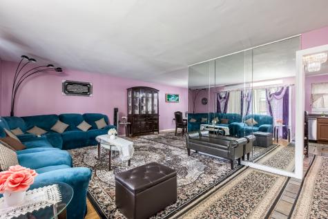 8828 Dee Road Des Plaines IL 60016