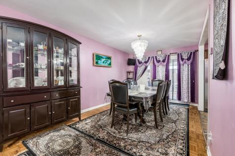 8828 Dee Road Des Plaines IL 60016