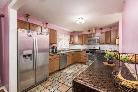 8828 Dee Road Des Plaines IL 60016