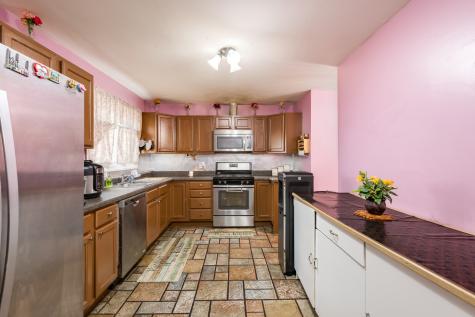 8828 Dee Road Des Plaines IL 60016