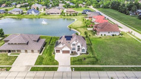 604 Cayman Way Savoy IL 61874