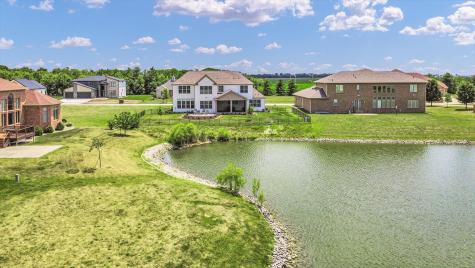 604 Cayman Way Savoy IL 61874