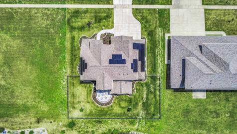 604 Cayman Way Savoy IL 61874