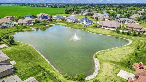 604 Cayman Way Savoy IL 61874