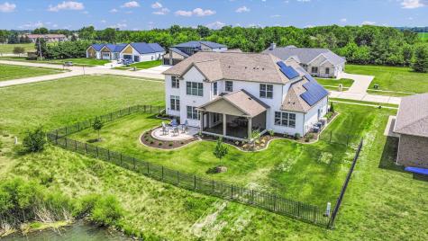 604 Cayman Way Savoy IL 61874