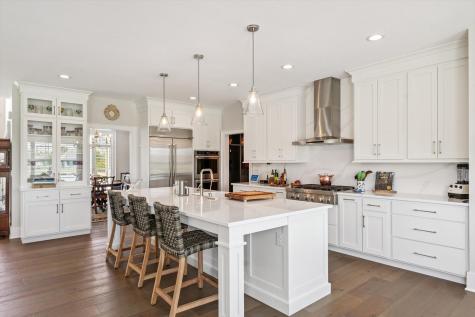 604 Cayman Way Savoy IL 61874