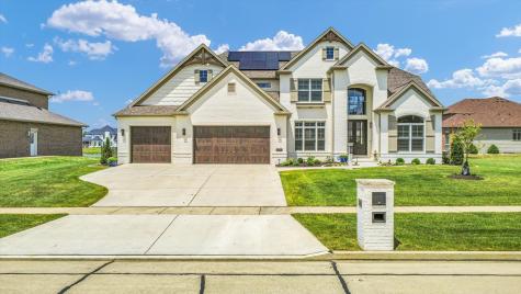 604 Cayman Way Savoy IL 61874