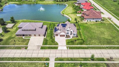 604 Cayman Way Savoy IL 61874