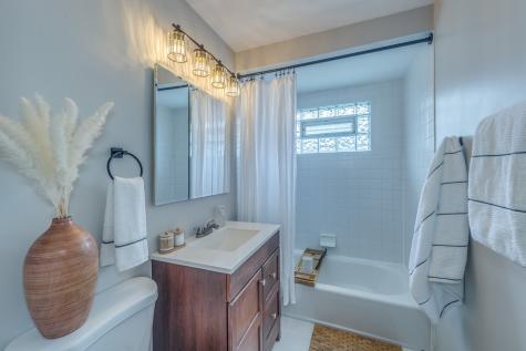 243 May Court Chicago Heights IL 60411