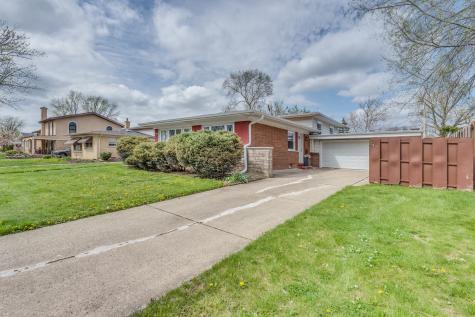 243 May Court Chicago Heights IL 60411