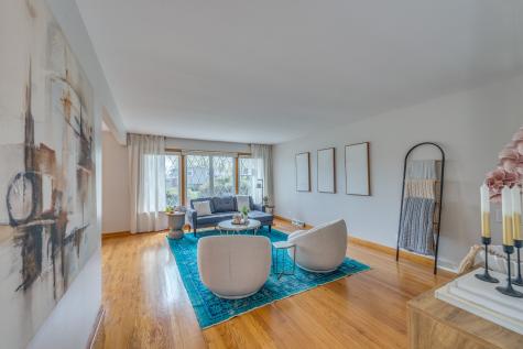243 May Court Chicago Heights IL 60411