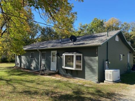 7 Clearwater Point Putnam IL 61560