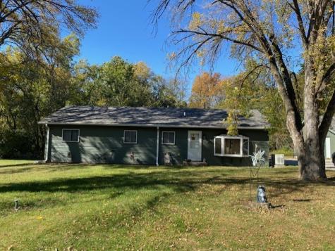 7 Clearwater Point Putnam IL 61560