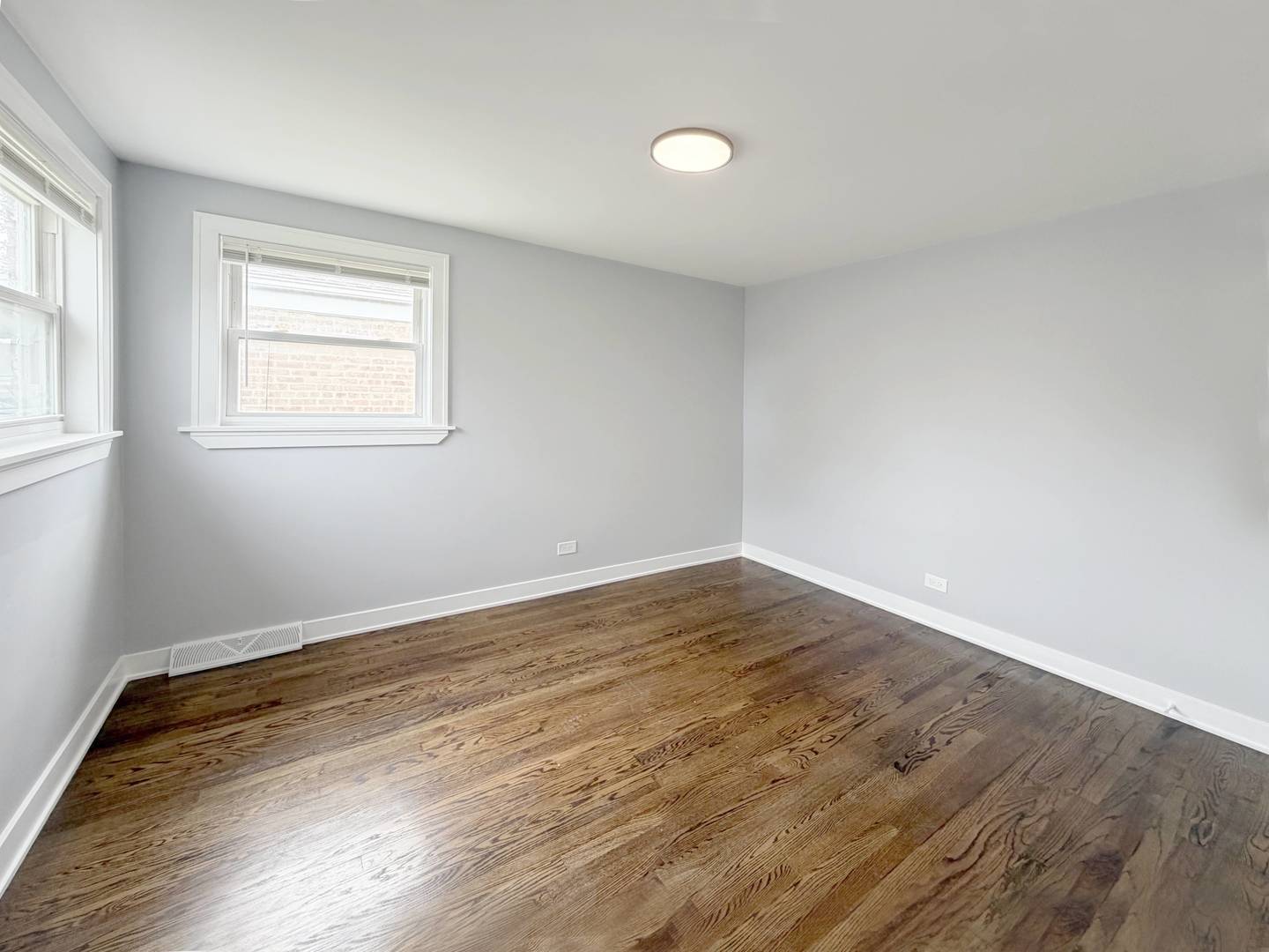 10139 South May Street Chicago IL 60643