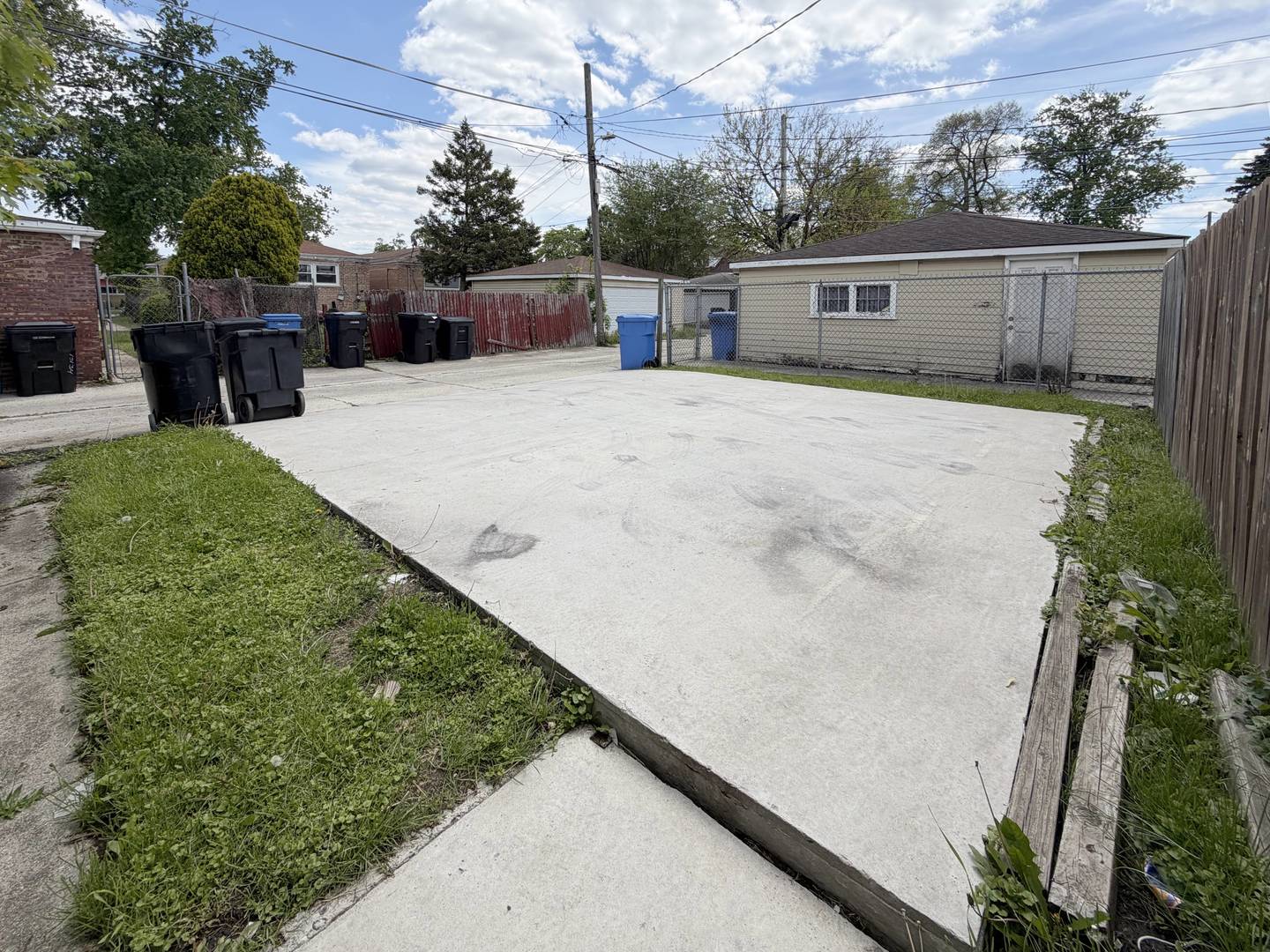 10139 South May Street Chicago IL 60643