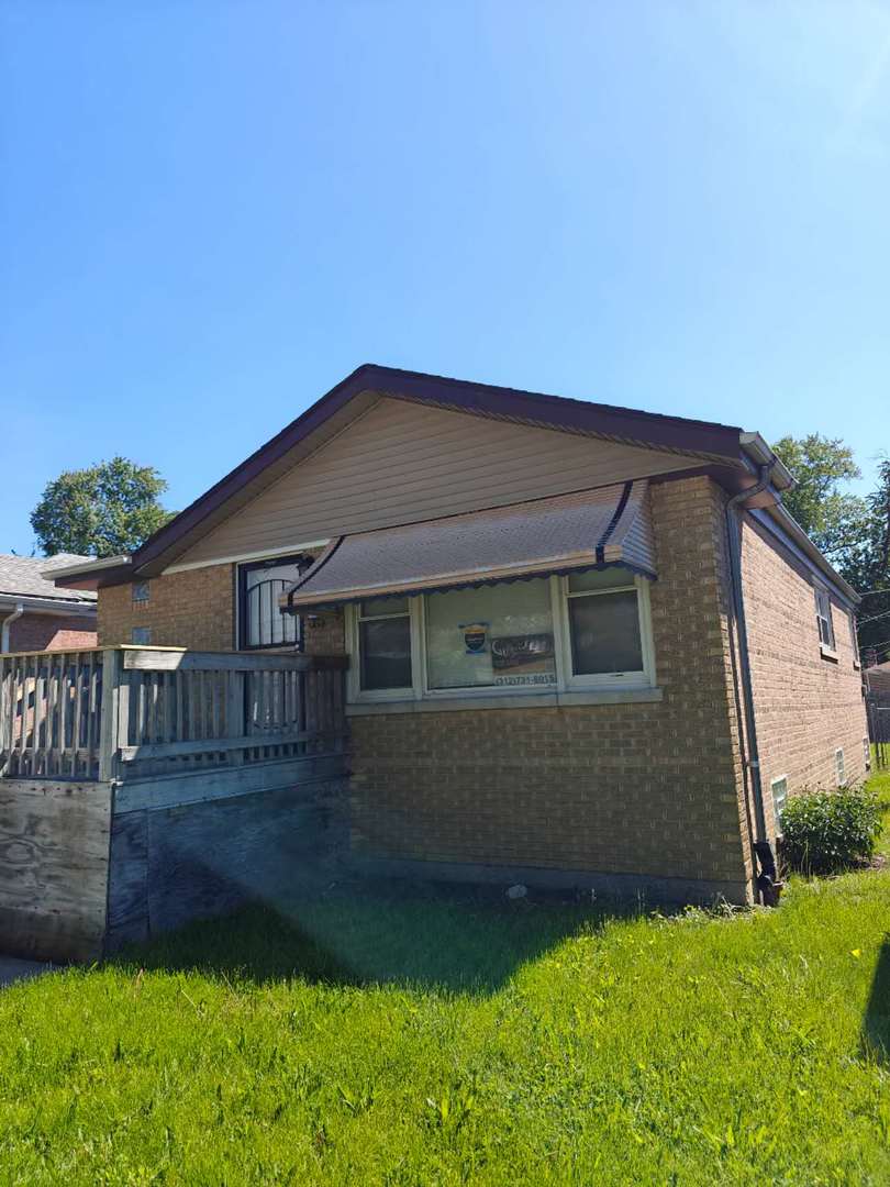 10139 South May Street Chicago IL 60643