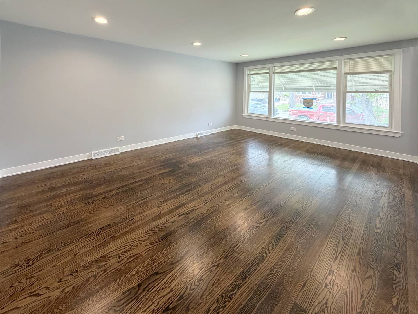 10139 South May Street Chicago IL 60643