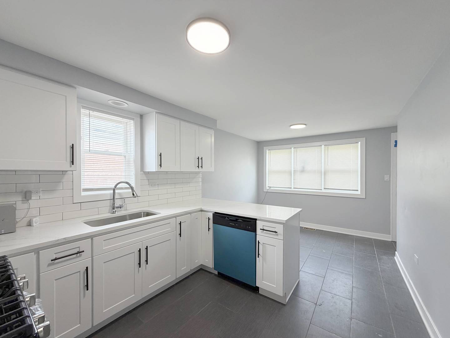 10139 South May Street Chicago IL 60643