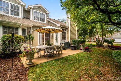 1919 Waverly Circle St. Charles IL 60174