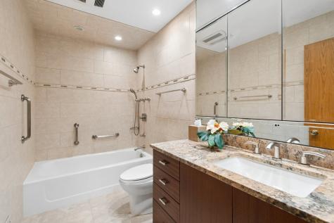 2445 Vicki Lane Northbrook IL 60062