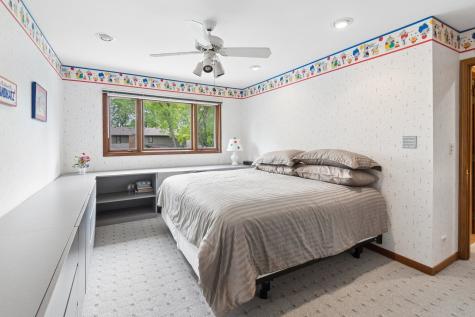 2445 Vicki Lane Northbrook IL 60062